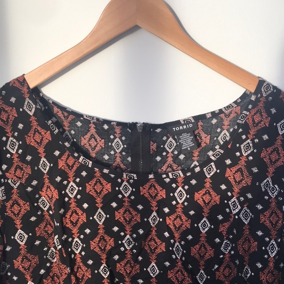 Torrid blouse - Picture 2 of 3
